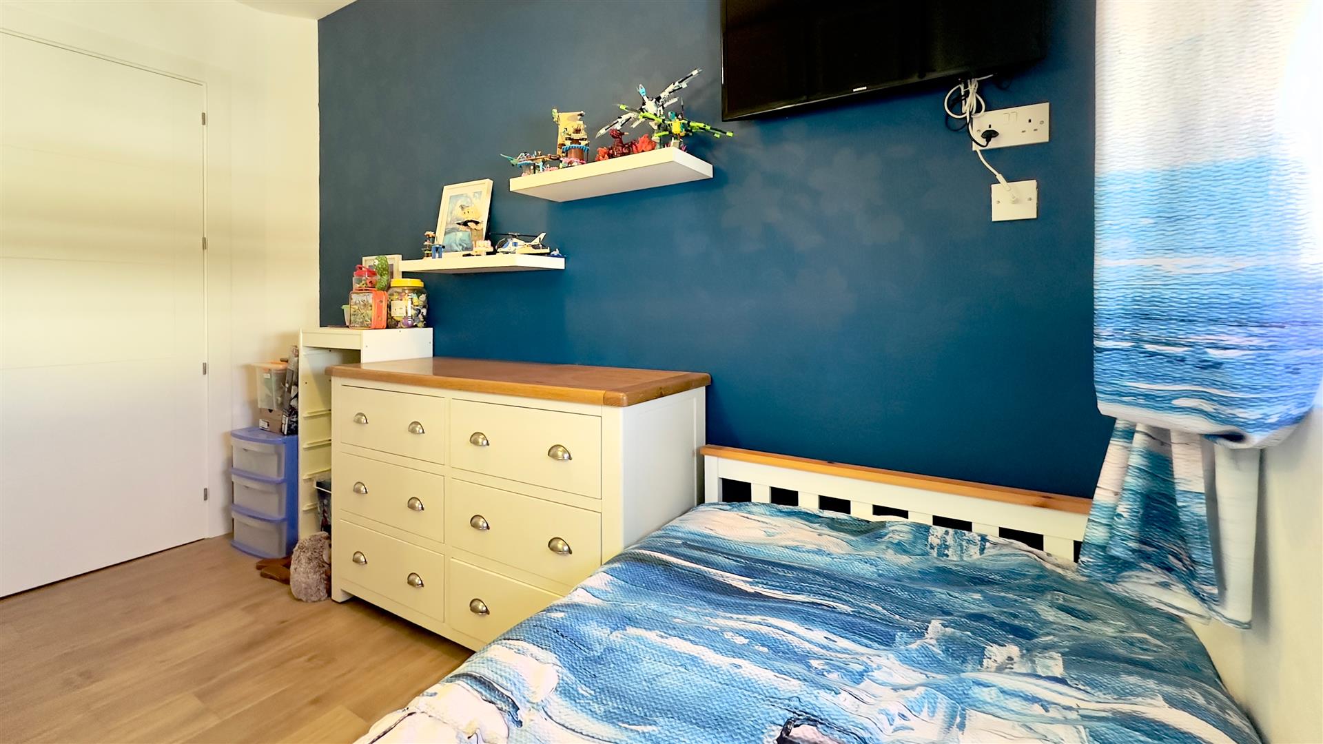 Image of Apartment - 3 Bedrooms - 1 Bathrooms for Sale in Sir William Jackson Grove-Gibraltar, Image 7